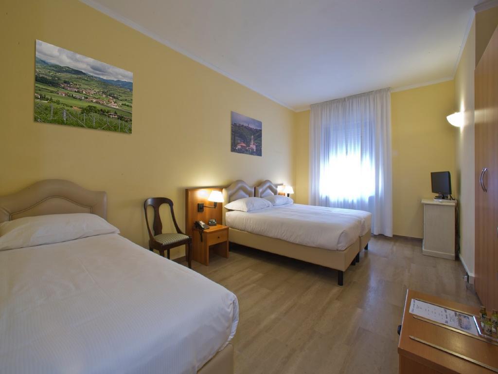 Veronello Resort Bardolino Camera foto