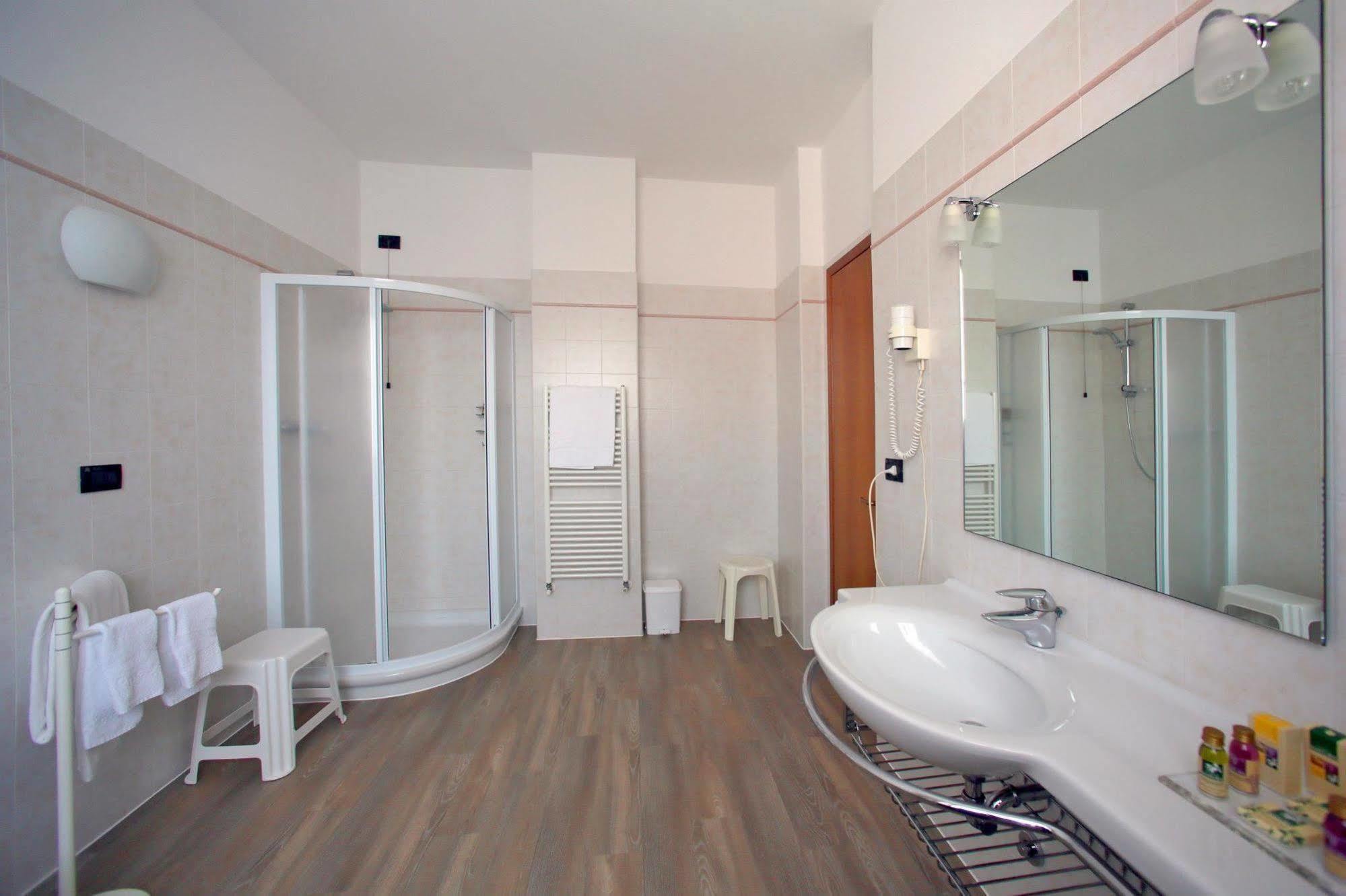Veronello Resort Bardolino Esterno foto