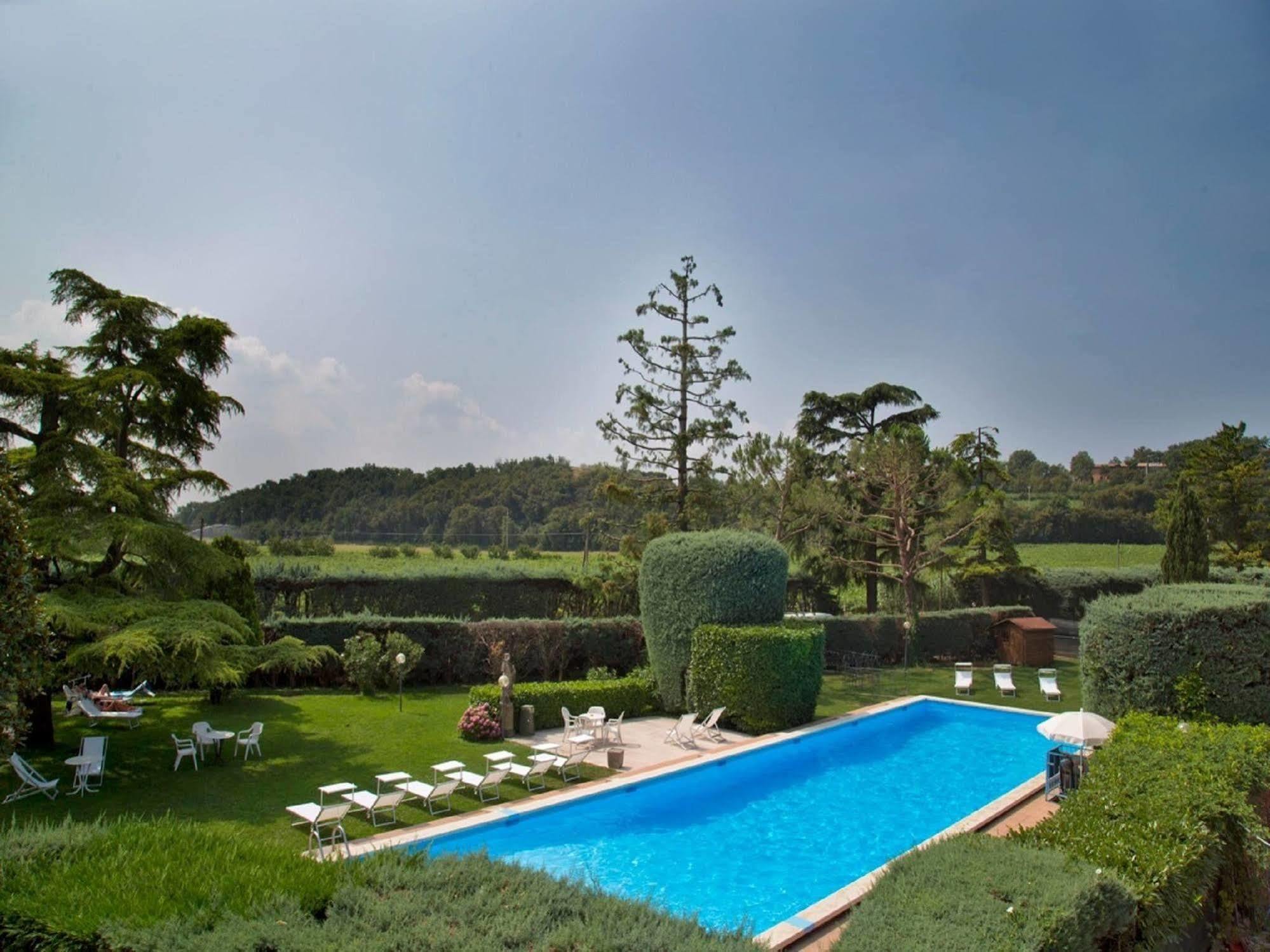 Veronello Resort Bardolino Esterno foto