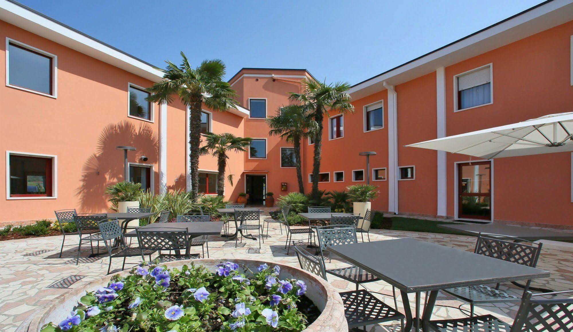 Veronello Resort Bardolino Esterno foto